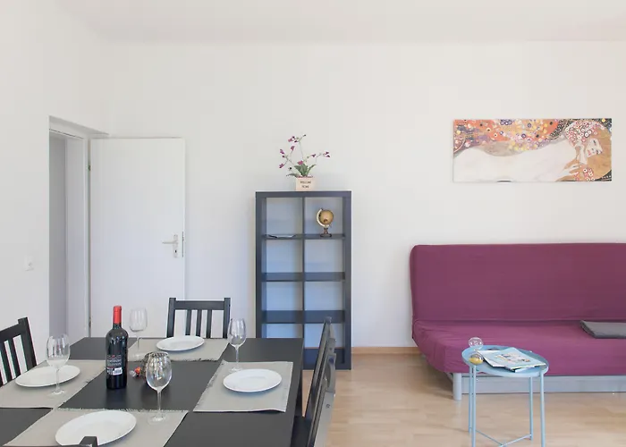 Hitrental Seefeld - Kreuzstrasse *