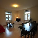 Hitrental Seefeld - Kreuzstrasse Apartment Zurich
