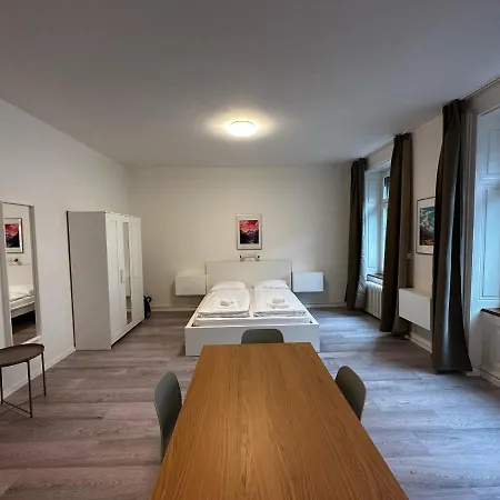 شقة Hitrental Seefeld - Kreuzstrasse زيورخ