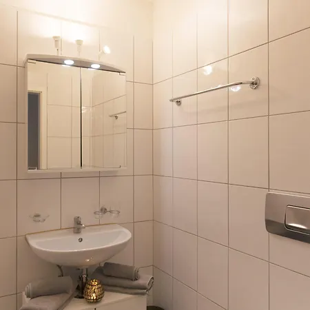 Hitrental Seefeld - Kreuzstrasse * Zürich