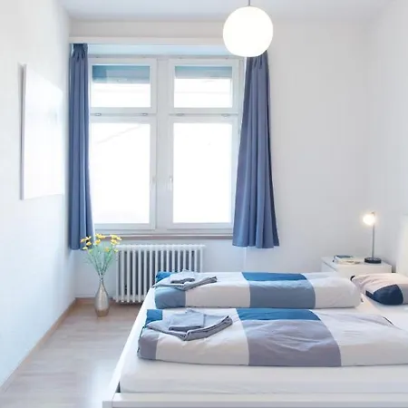 Hitrental Seefeld - Kreuzstrasse Apartment Zurich