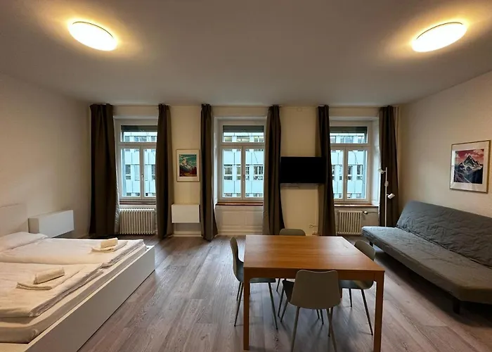 Hitrental Seefeld - Kreuzstrasse Apartament