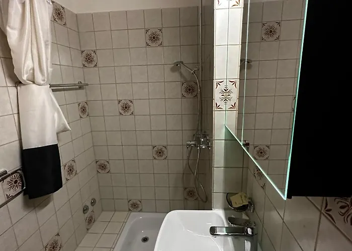 Hitrental Seefeld - Kreuzstrasse *