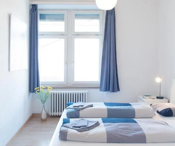 Hitrental Seefeld - Kreuzstrasse Апартаменти Цюрих