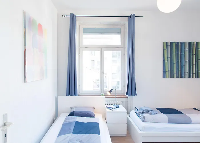 Hitrental Seefeld - Kreuzstrasse Apartman Zürich